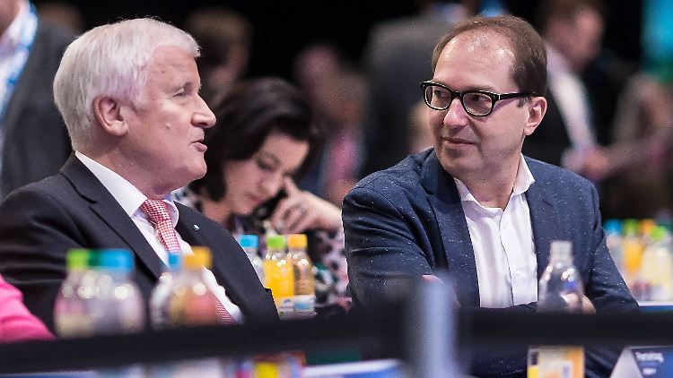 Wollen die AfD nun frontal angreifen: CSU-Chef Seehofer und Landesgruppenchef Dobrindt.