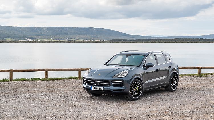 Mit dem neuen Cayenne e-Hybrid setzt Porsche seine Strategie zur Elektrifizierung weiter fort.