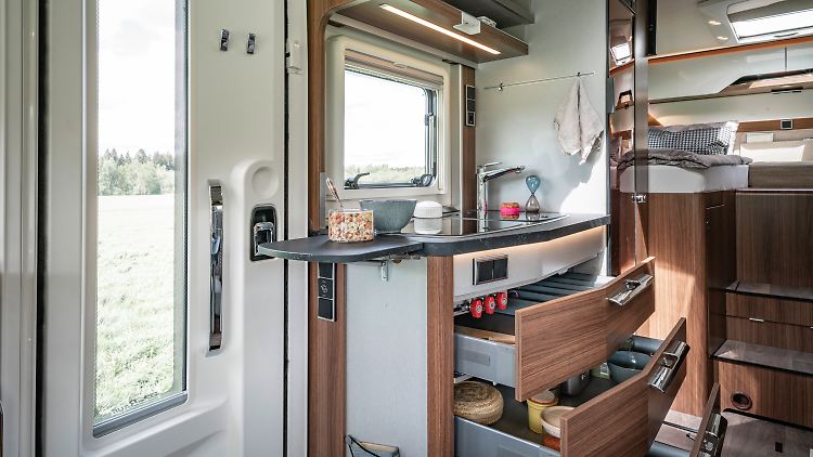 Das neu gestaltete Innenraum- und Möbeldesign soll besonders mit hellen Möbeln modernen Ansprüchen gerecht werden.