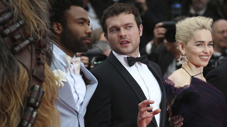 Alden Ehrenreich und Emilia Clarke bei der Premiere von "Solo" in Cannes.