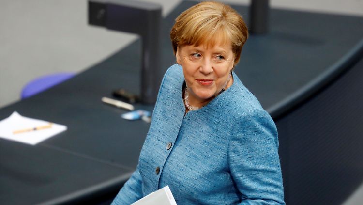 Unbeeindruckt von den Attacken aus der Opposition: Regierungschefin Merkel.
