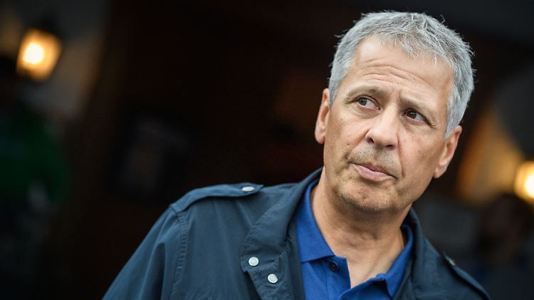 Lucien Favre saß in der Bundesliga bereits für Hertha BSC und Borussia Mönchengladbach auf der Trainerbank. Nun wohl bald auch für den BVB.