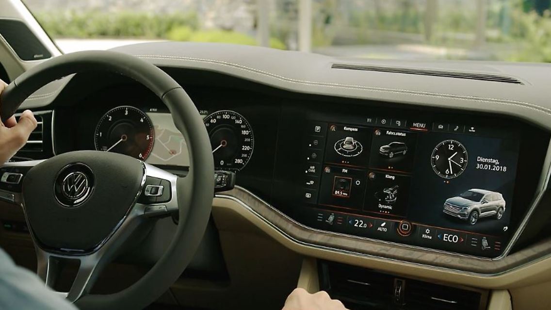 vw touareg.JPG