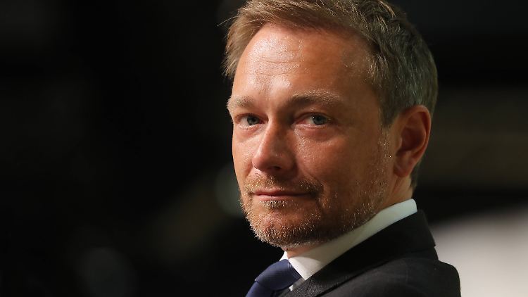 Gibt sich zurzeit auch gern mal als Medienkritiker: FDP-Chef Christian Lindner.
