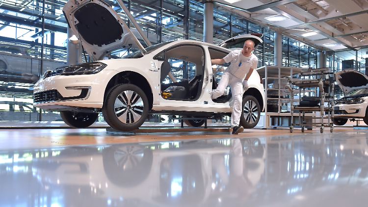 Volkswagen kämpft weiter mit dem Dieselgate.