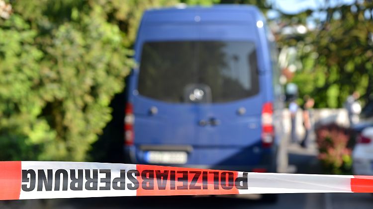 Das Haus im Saarbrückener Stadtteil Brebach-Fechingen wurde abgesperrt.