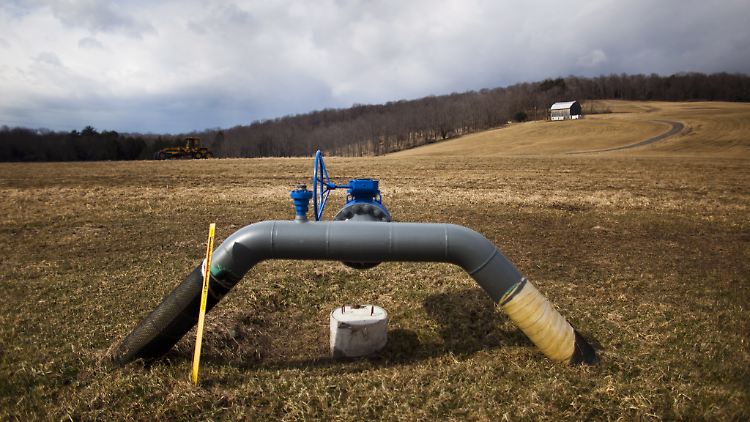 Eine Gas-Pipeline auf einer Farm im US-Staat Pennsylvania. In den USA ist Fracking bereits weit verbreitet.