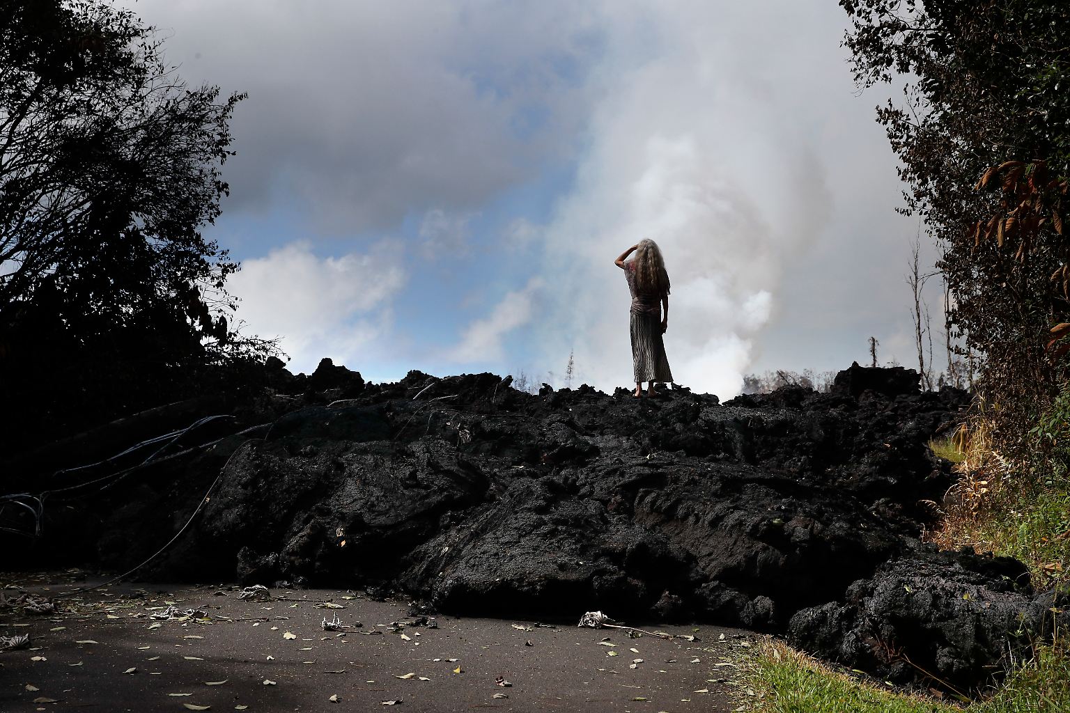 Der jüngste Ausbruch des Vulkans Kilauea dauert an und hält für Anwohner neue, schwer einschätzbare Risiken bereit.