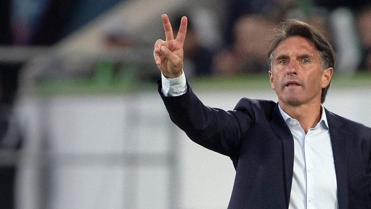 Läuft! Bruno Labbadia hat den Klub auf der letzten Rille in der 1. Bundesliga gehalten.