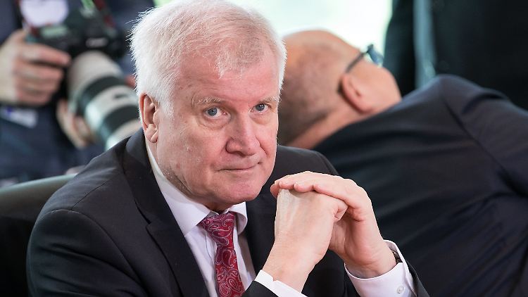Seehofer: Das Vertrauen ist massiv geschädigt.