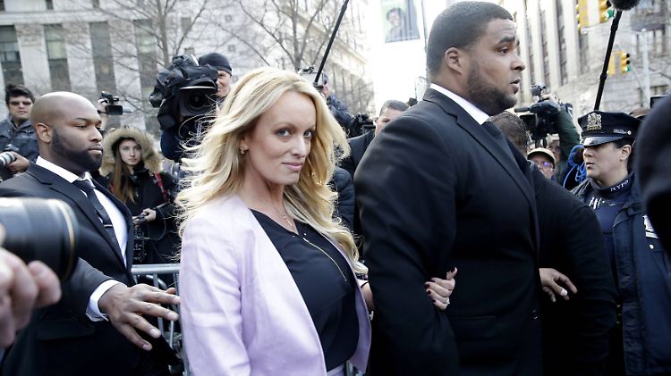 Stormy Daniels sorgt seit Monaten durch ihre Auseinandersetzung mit Trump und dessen früherem Anwalt Michael Cohen für Schlagzeilen.