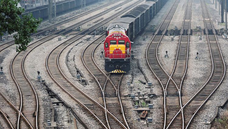 Chinas Führung will mit der "neuen Seidenstraße" den Einfluss der Volksrepublik vergrößern.