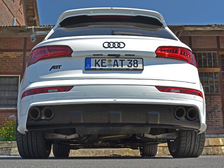 Beim Sound hat Abt den SQ5 nicht nachgeschärft. Was aus den Endrohren tönt, ist original Audi.