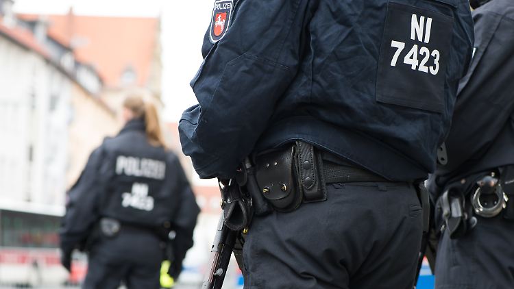 Erfolg haben die Demonstranten nicht gehabt: Der Flüchtling wurde nach Norwegen abgeschoben.