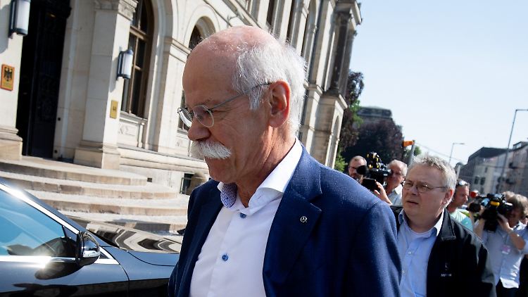 Dieter Zetsche nach dem Gespräch im Bundesverkehrsministerium.