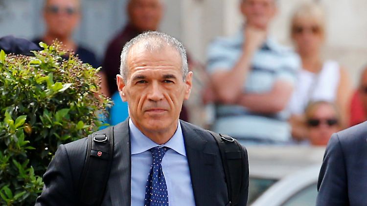 Lega und die 5-Sterne-Bewegung wollen im Parlament gegen Carlo Cottarelli stimmen - die Folge wären Neuwahlen.