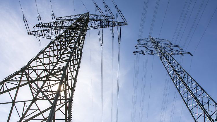 Durch die Befreiung von der Zahlung von Netzentgelten sparte die Industrie 2012 rund 300 Millionen Euro.