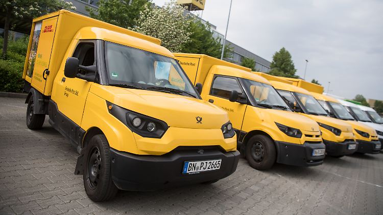 Die Nachfrage nach Streetscootern der Deutschen Post ist groß - auch im Ausland.