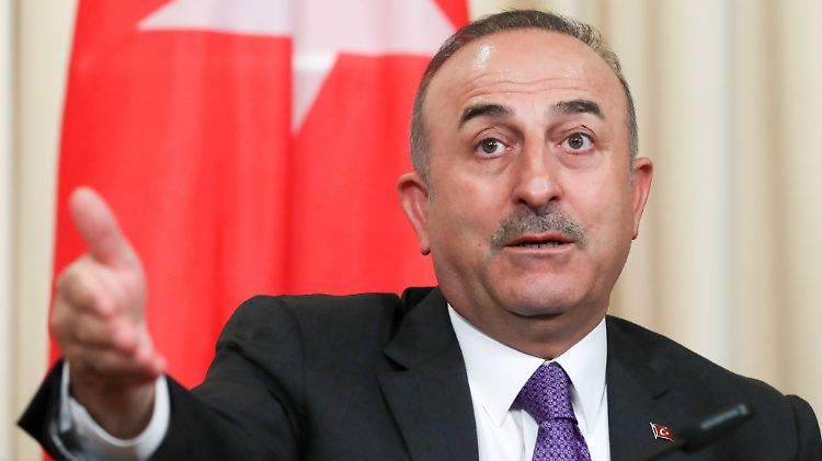 Der türkische Außenminister Mevlüt Cavusoglu wird am Dienstag in Solingen erwartet.