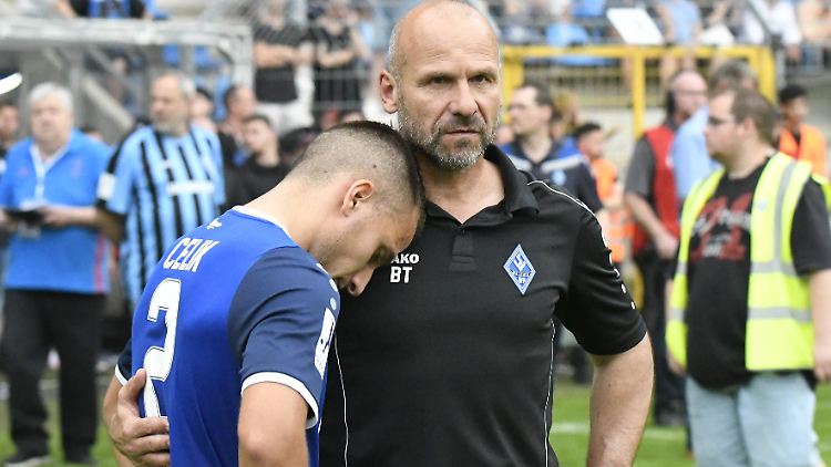 Völlige Leere: Der SV Waldhof Mannheim scheitert im Aufsstiegsspiel - wieder einmal.