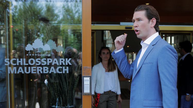 Sebastian Kurz bei der Klausurtagung seiner Regierung.