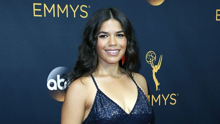 America Ferrera ist mit 34 Jahren erstmals Mutter geworden.