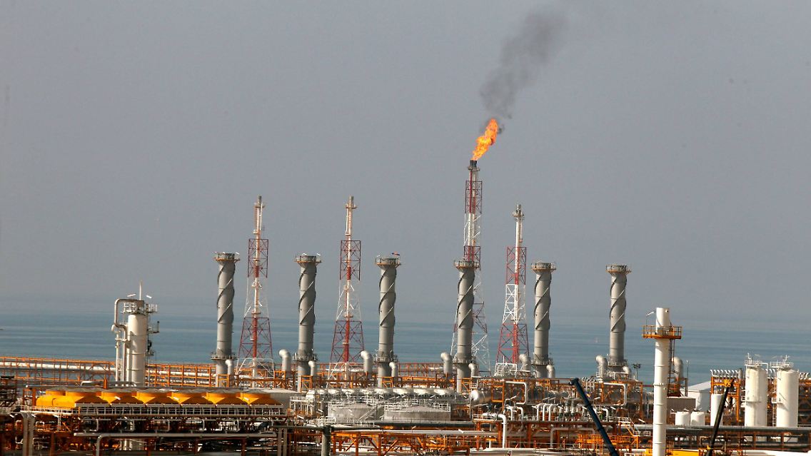 Der französische Ölriese Total will in den kommenden Jahren insgesamt 4,8 Milliarden Dollar in die Erweiterung des Gasfelds South Pars investieren.