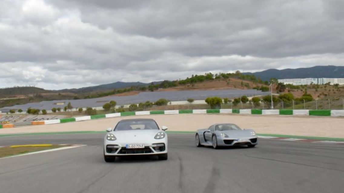 porsche.JPG