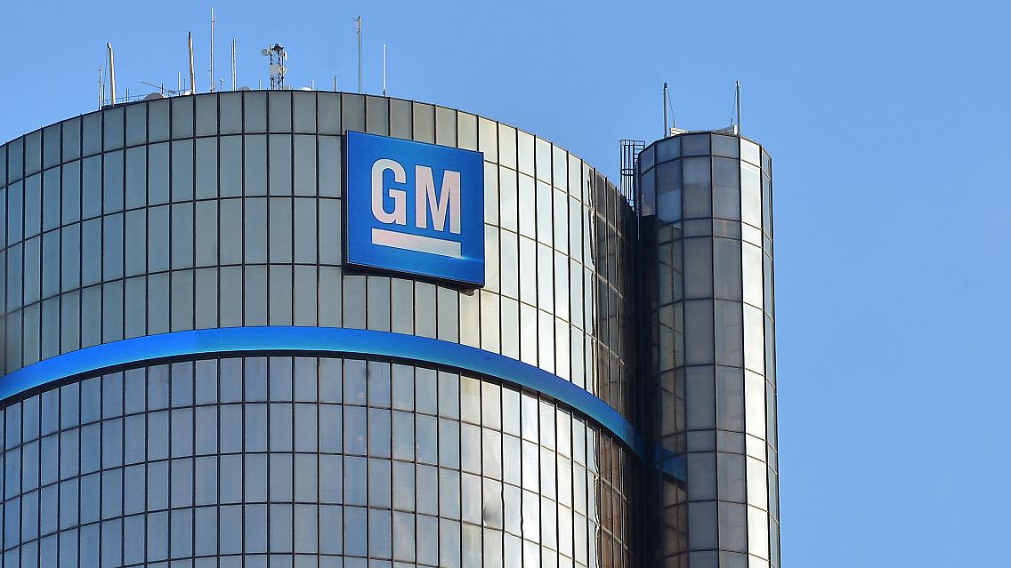 GM wird 80,4 Prozent an der Tochter behalten und selbst 1,1 Milliarden Dollar in das Geschäft investieren.