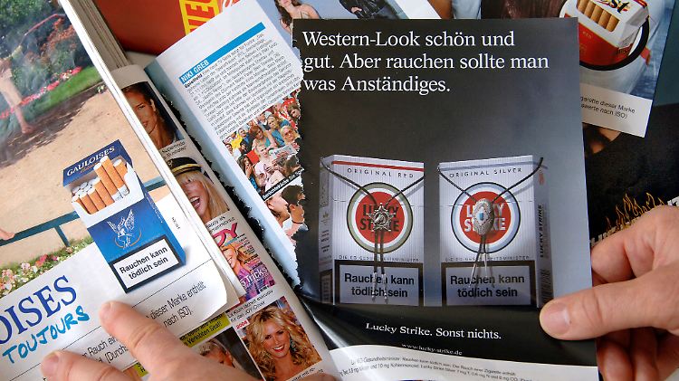 Geht es nach den Deutschen, würden Werbeanzeigen für Zigaretten künftig aus den Zeitschriften verschwinden.