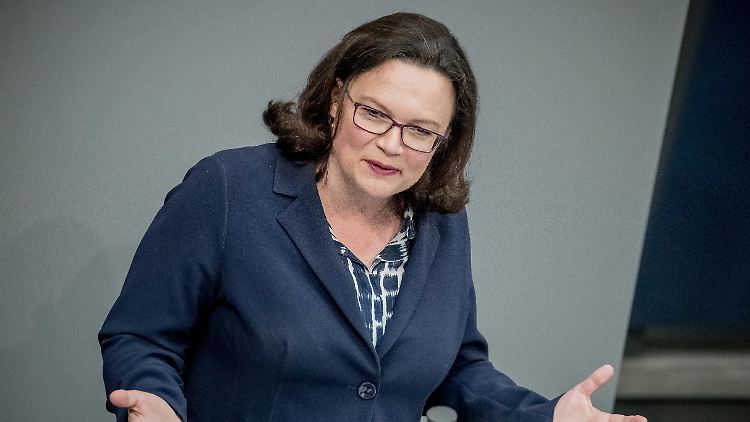 SPD-Chefin Nahles lobt Finanzminister Scholz.