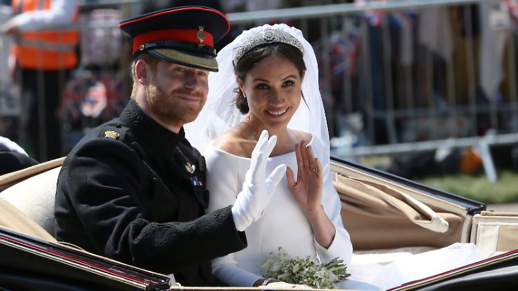 Prinz Harry und Meghan Markle geben Hochzeitsgeschenke im Wert von 8 Millionen Euro zurück.
