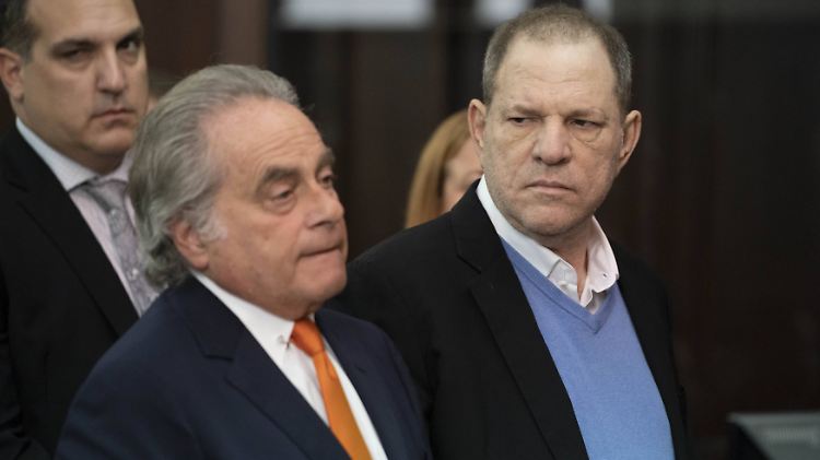 Harvey Weinstein (rechts) mit seinem Anwalt Benjamin Brafman.