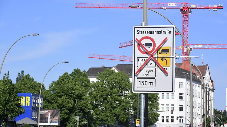 Die Kommunen fordern Unterstützung für die Umrüstwilligen, unabhängig von eventuellen Fahrverboten. 
