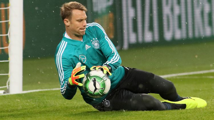 Manuel Neuer hält, sein Fuß auch: Der Kapitän reist als Nummer 1 zur WM.