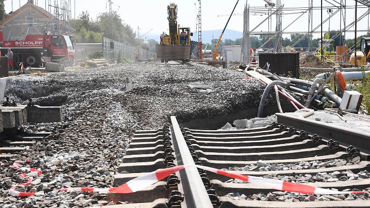 Bahn-Baustellen wie diese sind zwar teuer und nervig - sie machen aber nur einen kleinen Teil der Verspätungen aus.