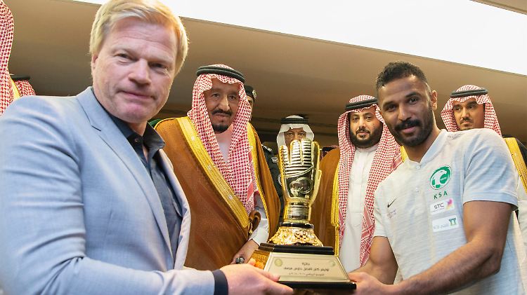 Für die Torwart-Ausbildung wurde eigens eine Akademie mit dem Namen "Oliver Kahn International Academy" gegründet.