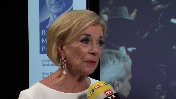 lizmohn.JPG