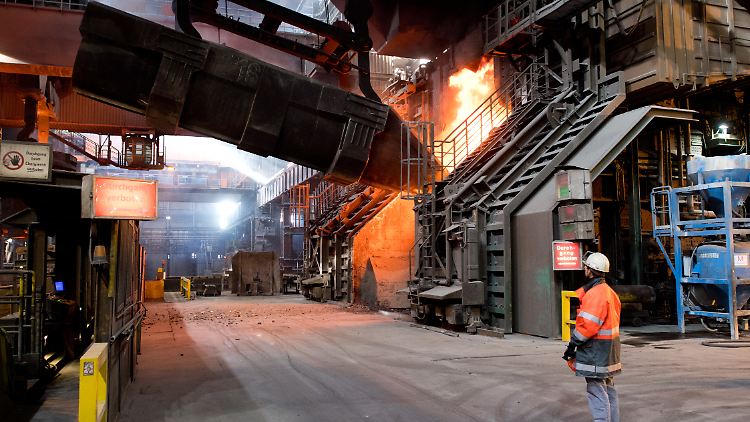 Noch läuft es in der Industrie: Doch die Bücher füllen sich langsamer.