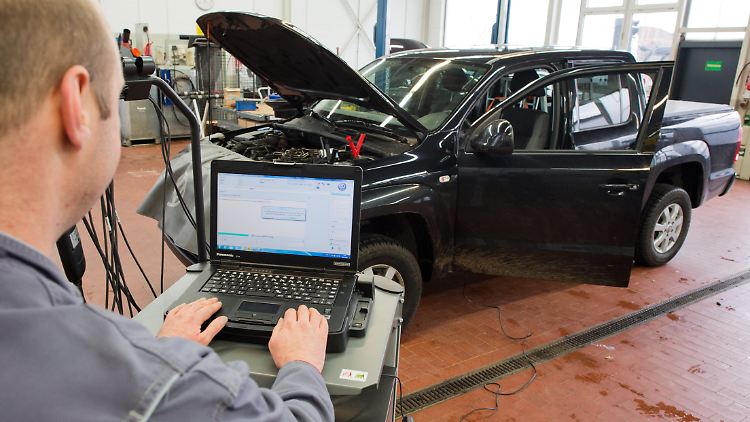 Das Software-Update muss noch bei knapp 15.000 Diesel-Fahrzeugen nachgeholt werden.