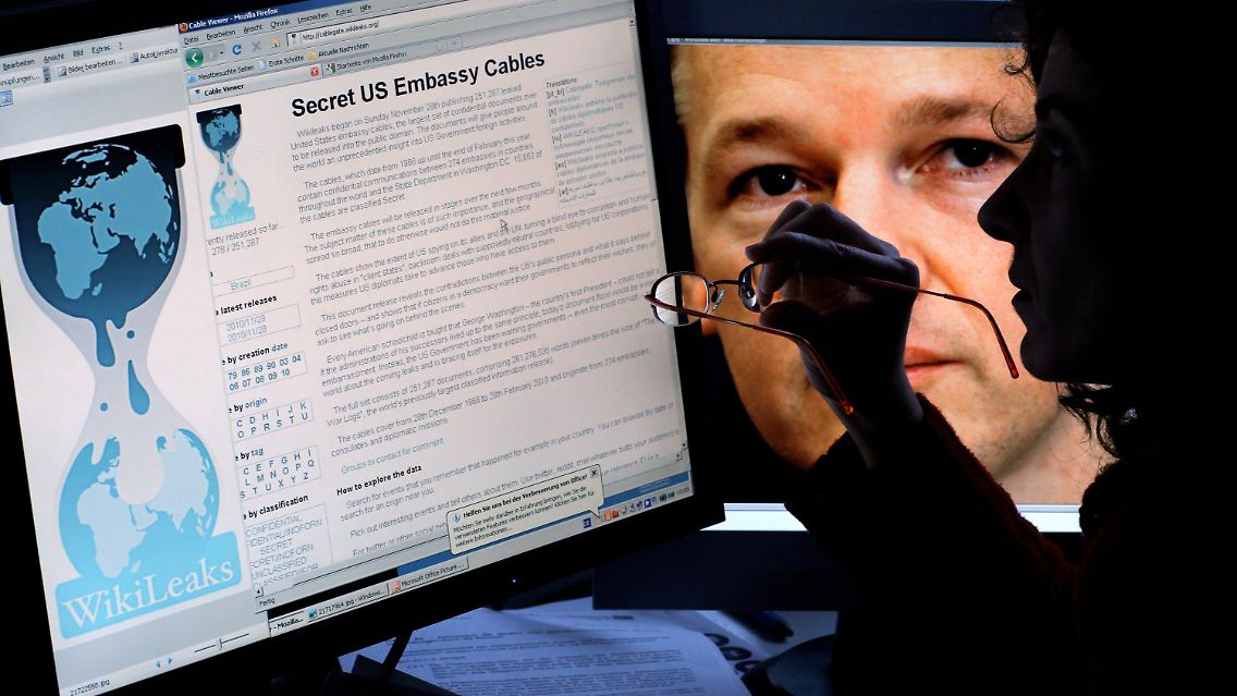 Assange auf allen Kanälen. Sein Aufenthaltsort ist allerdings nicht bekannt.