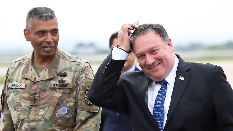 Pompeo reiste von Singapur direkt nach Südkorea.