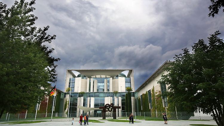 Im Kanzleramt ringen CDU und CSU um den Kurs in der Flüchtlingspolitik.