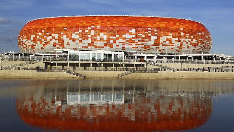 Etwa auf halber Strecke zwischen Moskau und Samara liegt Saransk, wo in der eigens für die WM erbauten "Mordowia-Arena" vor bis zu 44.442 Zuschauern gespielt wird.