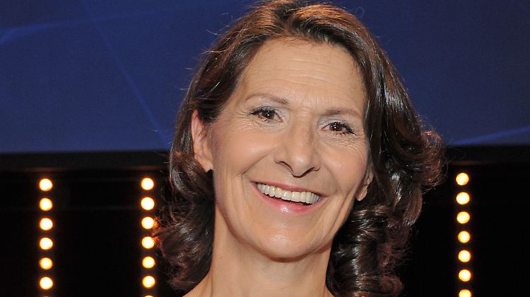 Antonia Rados ist Chefreporterin von RTL und n-tv und seit Jahren im Nahen Osten unterwegs. Für ihre Berichte aus dem Irak, Afghanistan und dem Iran wurde sie mehrfach ausgezeichnet.