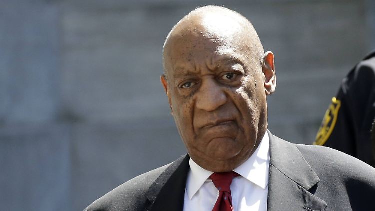 Schuldig gesprochen ist er bereits - jetzt wartet er auf sein Strafmaß: Bill Cosby.
