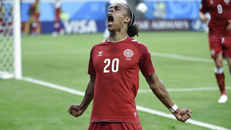 Poulsen brüllt sich die Freude aus dem Leib.