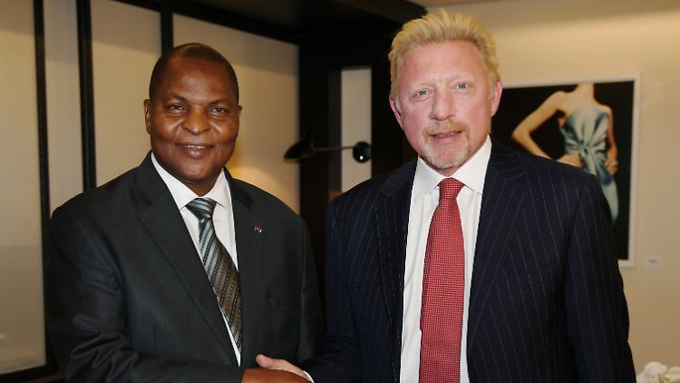 Im April trafen sich der Präsident der Zentralafrikanischen Republik, Faustin Archange Touadéra, und Boris Becker in Brüssel.