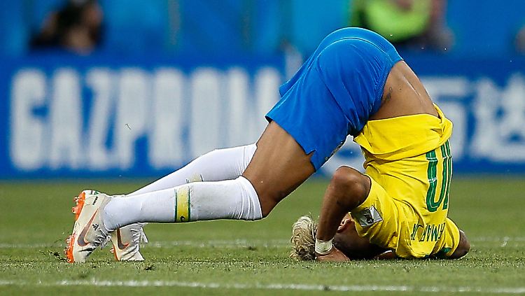 Jetzt bloß nicht den Kopf in den Rasen stecken, Neymar!