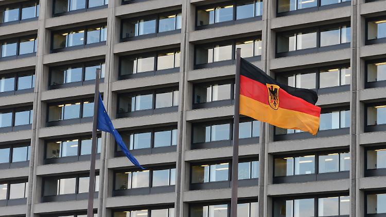 Kräftige Lohnzuwächse treiben den Konsum: Von Frankfurt am Main aus hält die Bundesbank die Zustände im Inneren von Europas größter Volkswirtschaft im Blick.